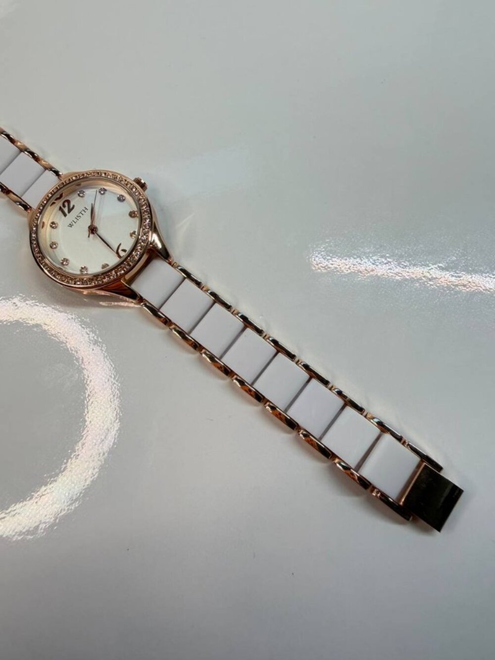 WLISTH Women’s Watch – Rose Gold & White Crystal Accent - Picture 8 of 16